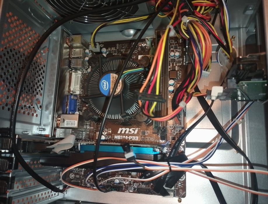 Komputer stacjonarny