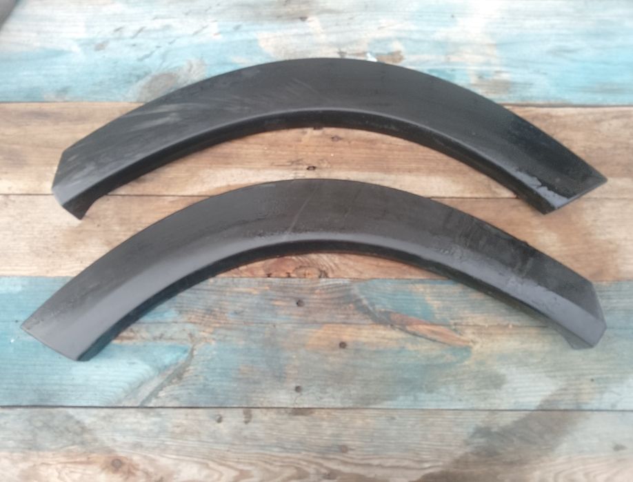 Продам накладки арки дверей Nissan rogue t33