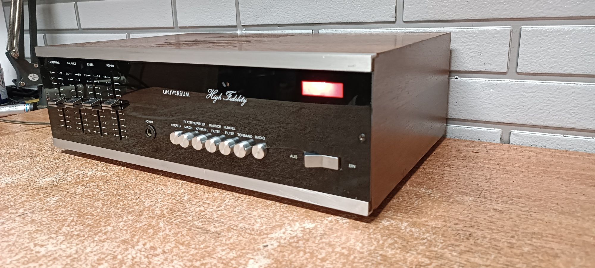 Wzmacniacz hi-fi stereo UNIVERSUM V-716 High Fidelity