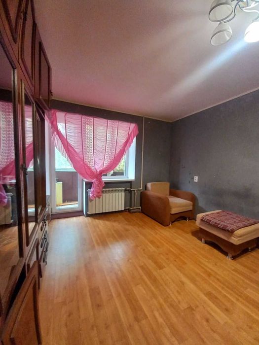 2-комнатная квартира в кирпичном доме на Добровольского