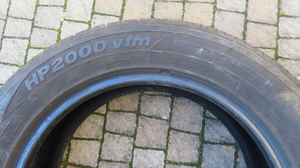 Zeetex 215/60R17 96H szt2 + 4 kołpaki 16cali
