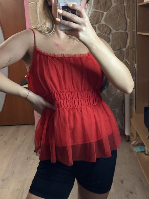 Czerwona tiulowa bluzka na ramiączkach H&M 36 S
