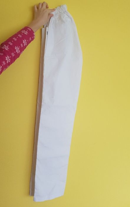 Spodnie medyczne białe r. 34 Uniformix strój medyczny scrubsy praktyki