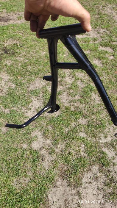 Продам центральну стояночну опору мото LF175-2E