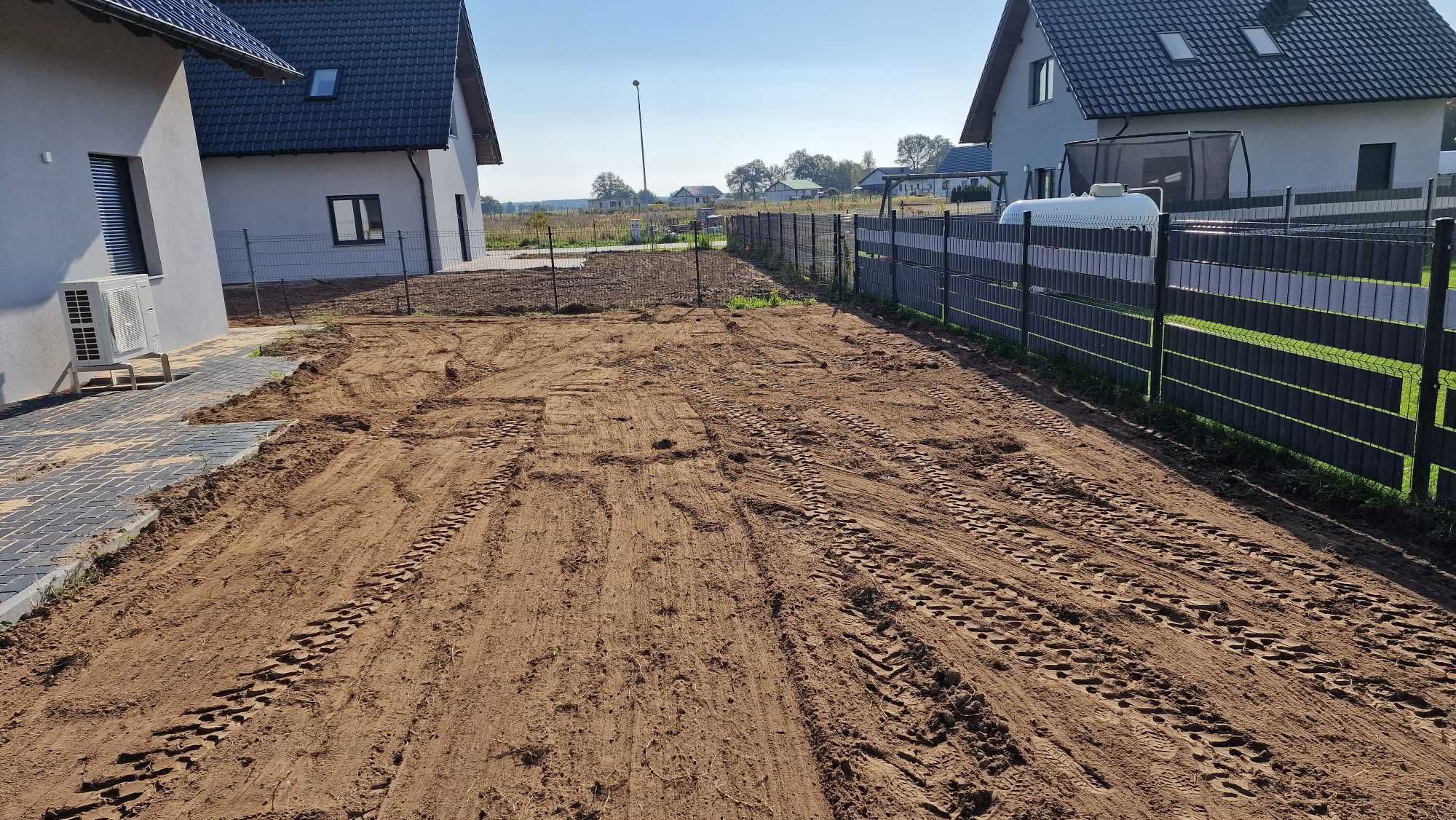 Nawodnienie, zakładanie trawnika z siewu oraz z rolki