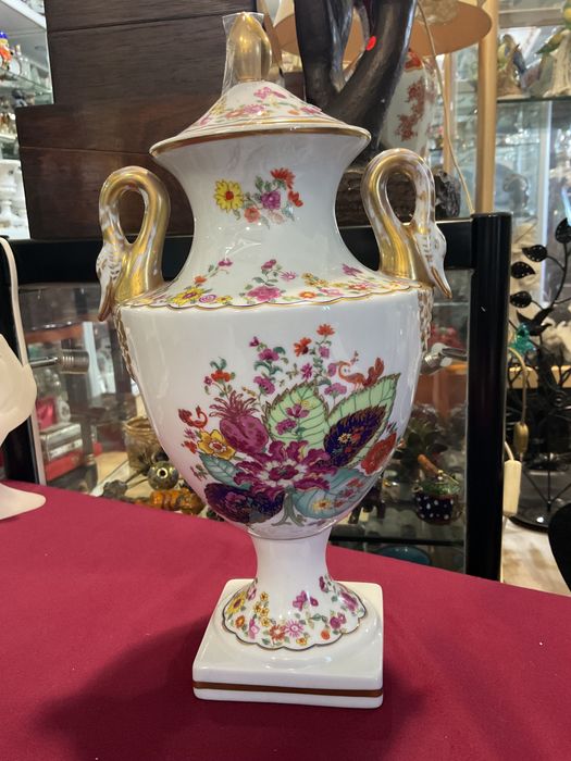 Jarra com tampa folha de T.     34x18 cm ,anúncios abaixo