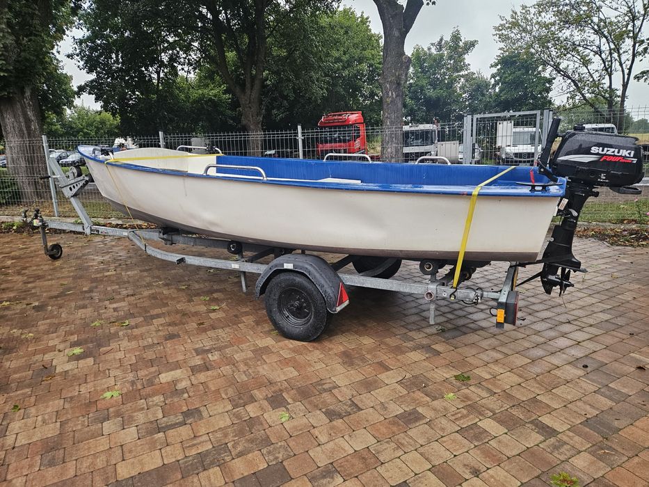 Łódź,  silnik. Przyczepa