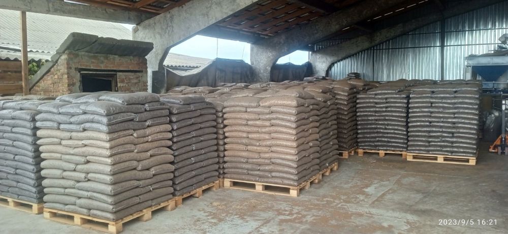 Деревна пелета сосна, дуб, ясен. Сертифікована.