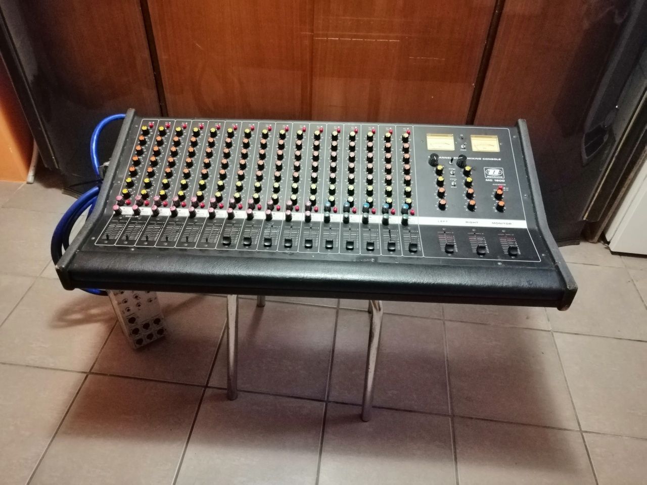 Mixer studyjny Dynacord MC-1600