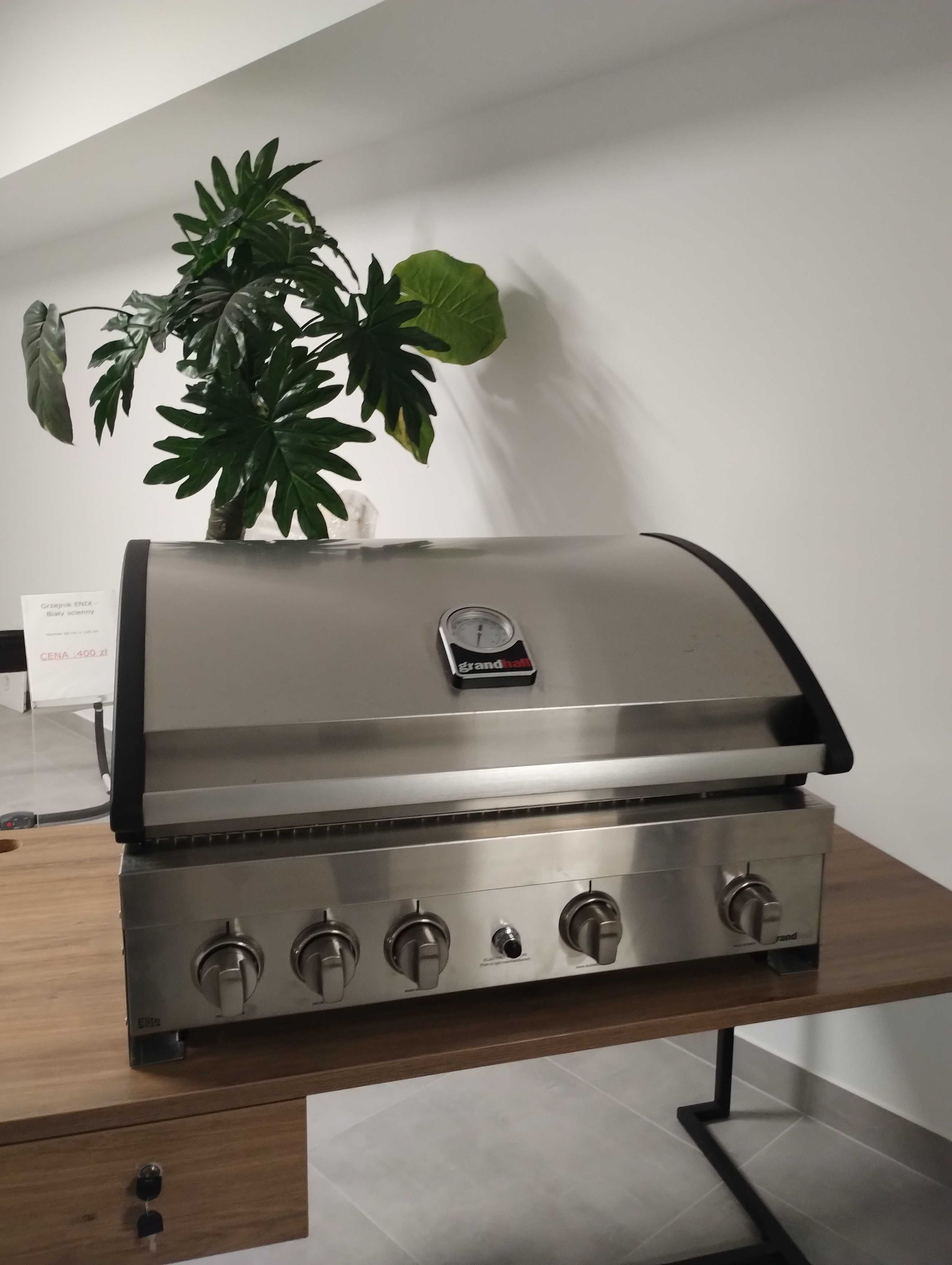 Grill gazowy Grandhall  Elite G4 wbudowany 21,5 kW, 4 palniki