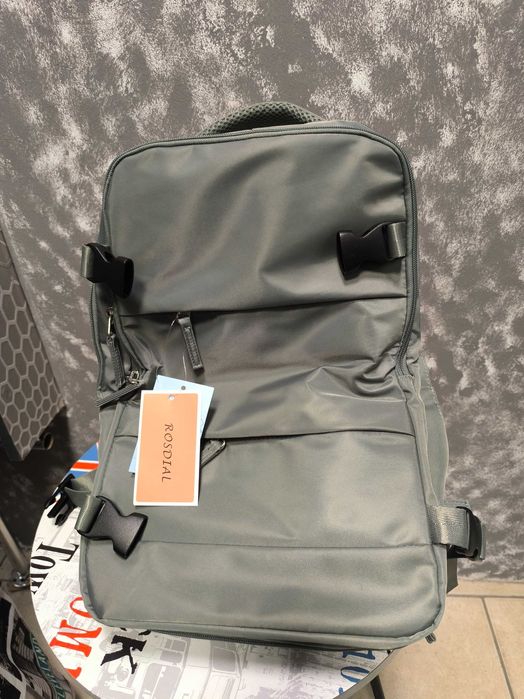 Plecak podróżny idealne pasuję jako bagaż podręczny