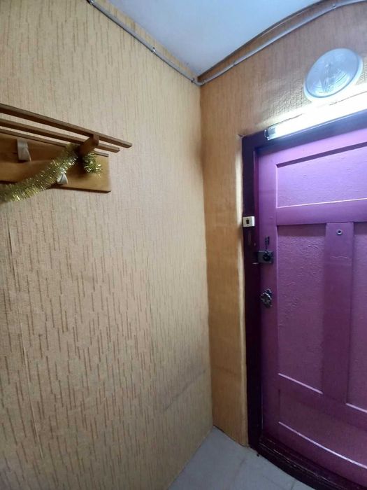 Трикімнатна покращенка на Садах