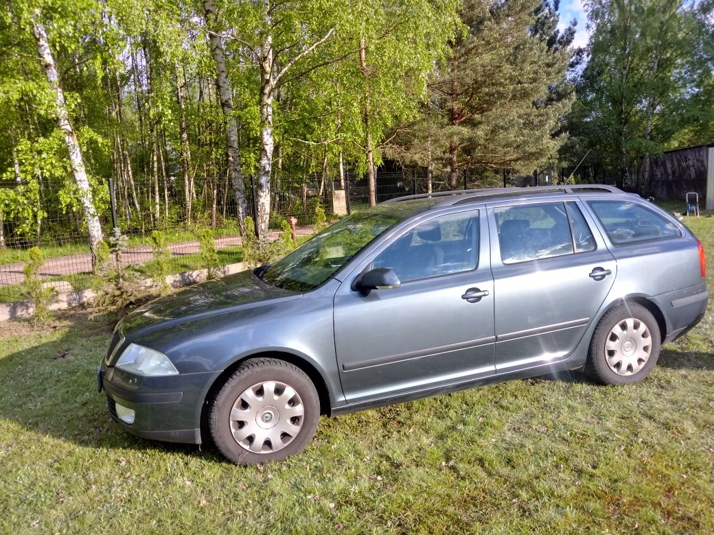 Skoda Octavia II kombi 1.6mpi LPG- zadbany egzemplarz