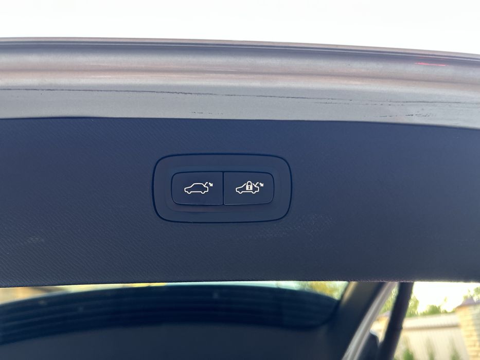 Volvo Xc90 Т6 AWD