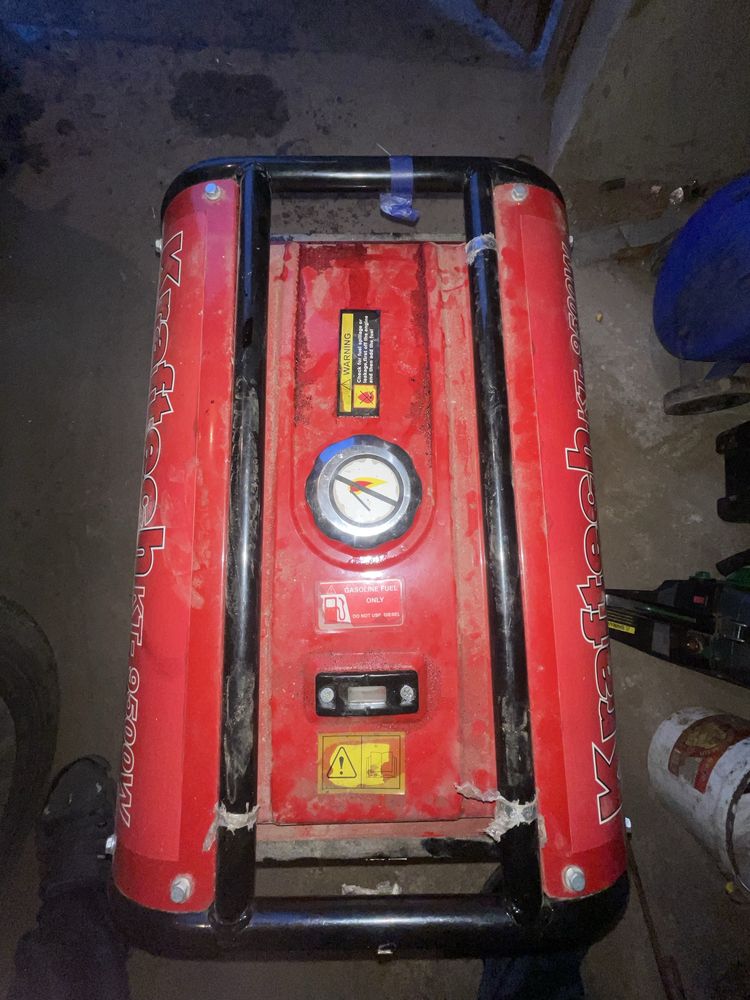 Продам бензиновий генератор Kraftech KT-9500