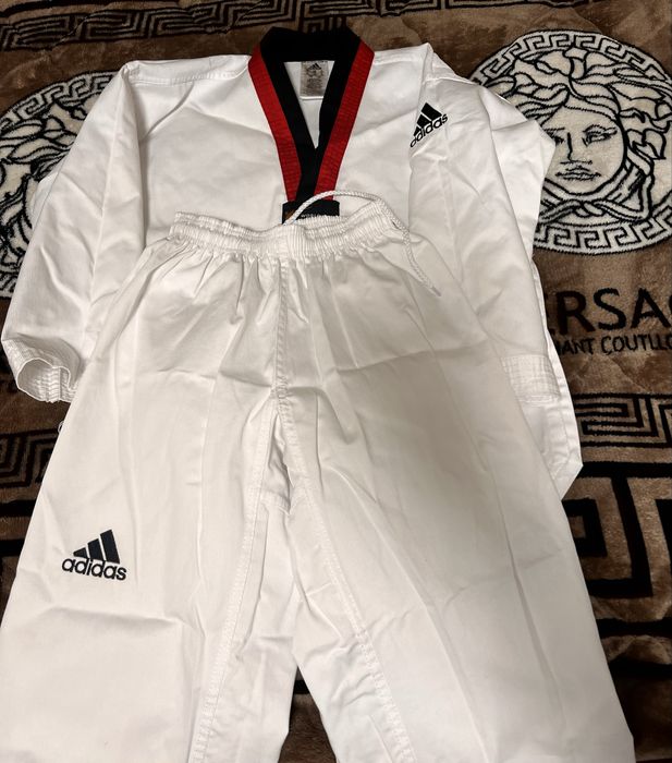 Добок для тхеквондо adidas