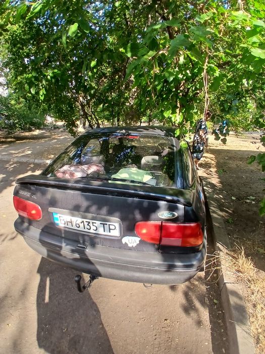 Продам форд эскорт