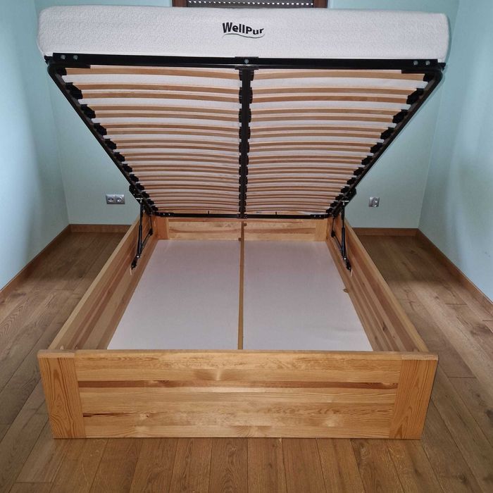 Łóżko sosnowe 140x200