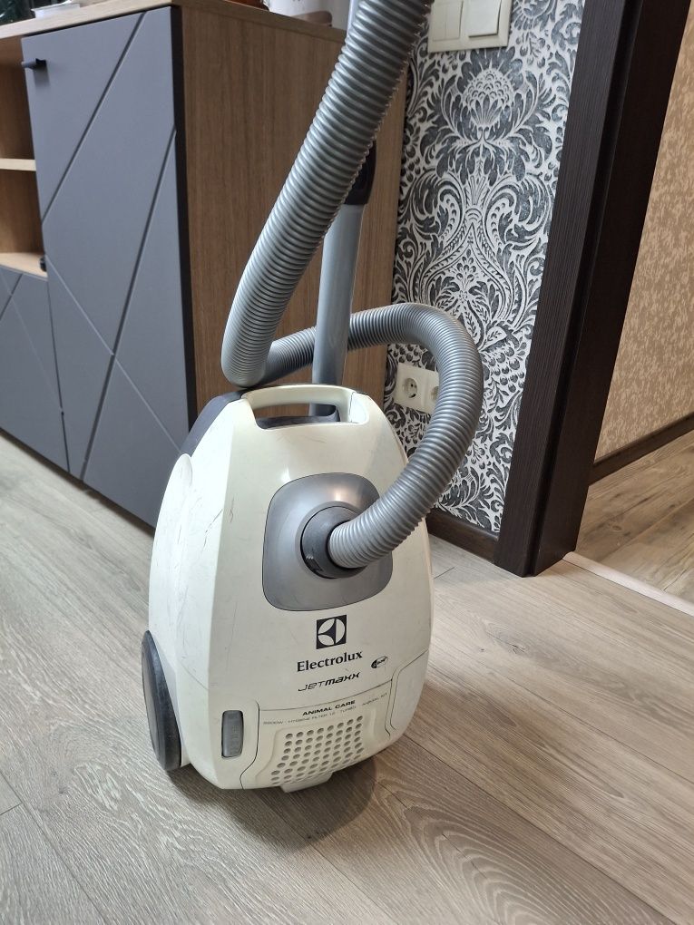 Пылесос Electrolux б/у