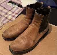 Botas castanhas Tods