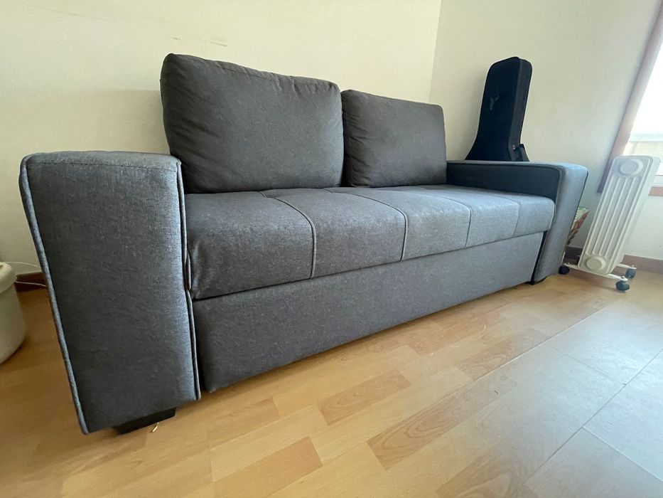 Sofá-cama cinzento