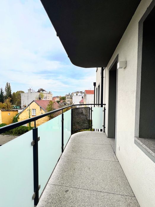 Przestronne mieszkanie w nowym budynku. Pierwszy najem!