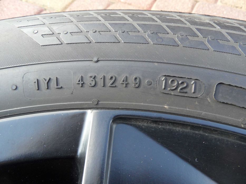 Koła Zimowe 17 Ford Kuga TMPS