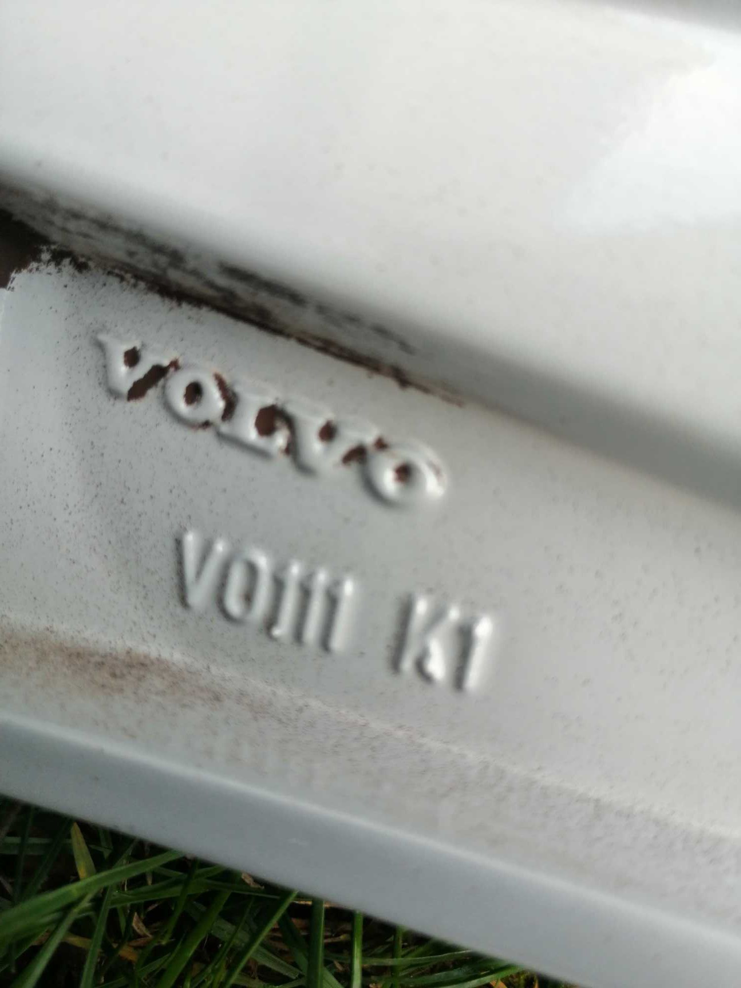 Oryginalne alufelgi VOLVO 19 cali 5x108 XC90 czujniki