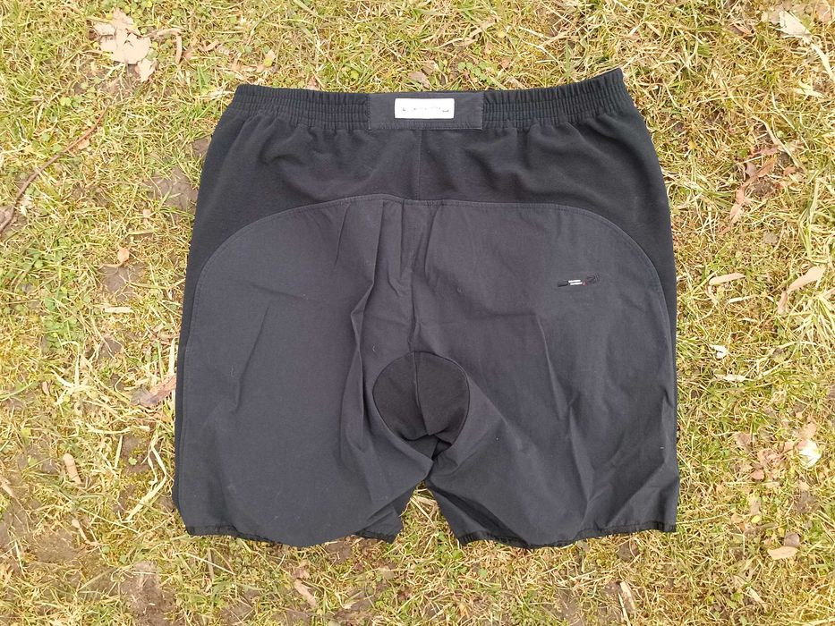 Чоловічі велошорти, трекінгові шорти ASSOS DB.21