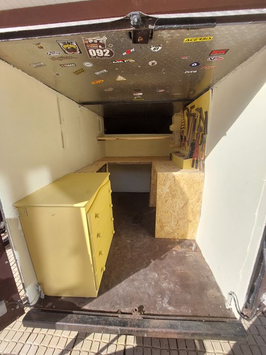 Atrelado / Reboque impecável, Carta B