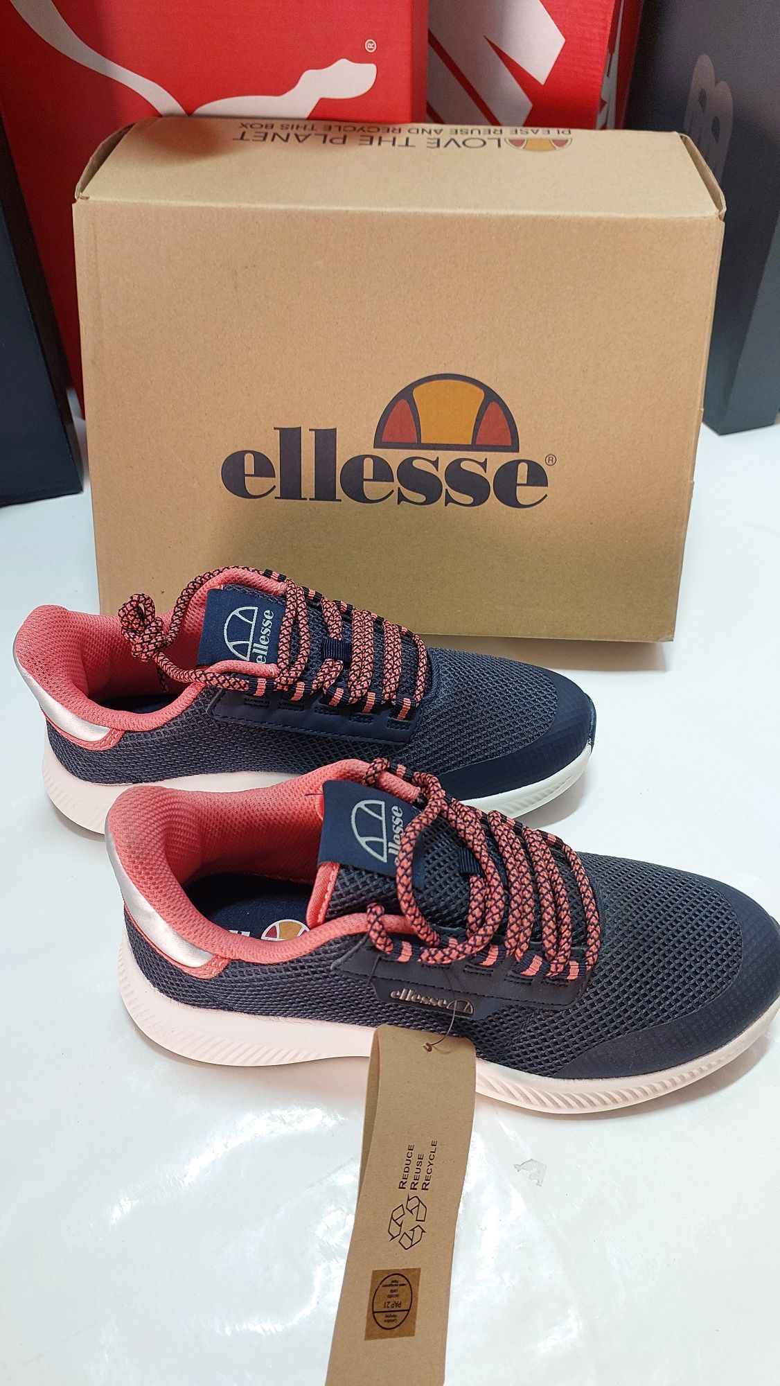Кеди Ellesse жіночі