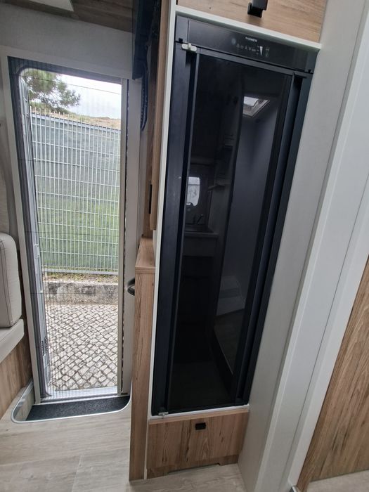 Autocaravana Bavaria T726FC - Cx Auto 9 vel. - 4 lugares