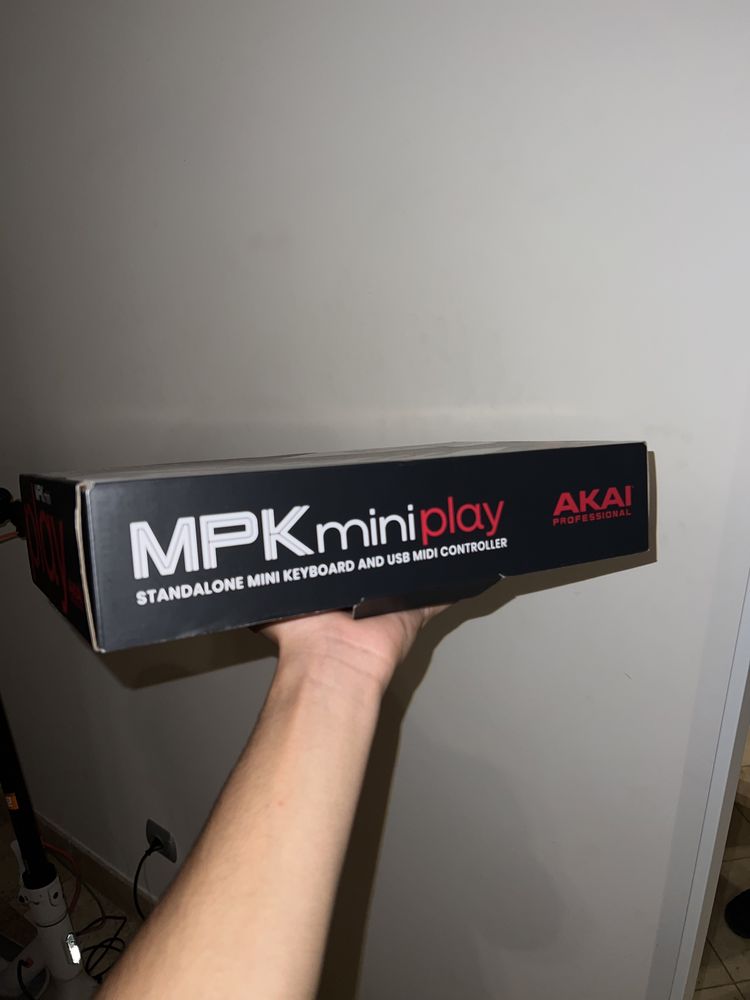 Akai MPK Mini Play