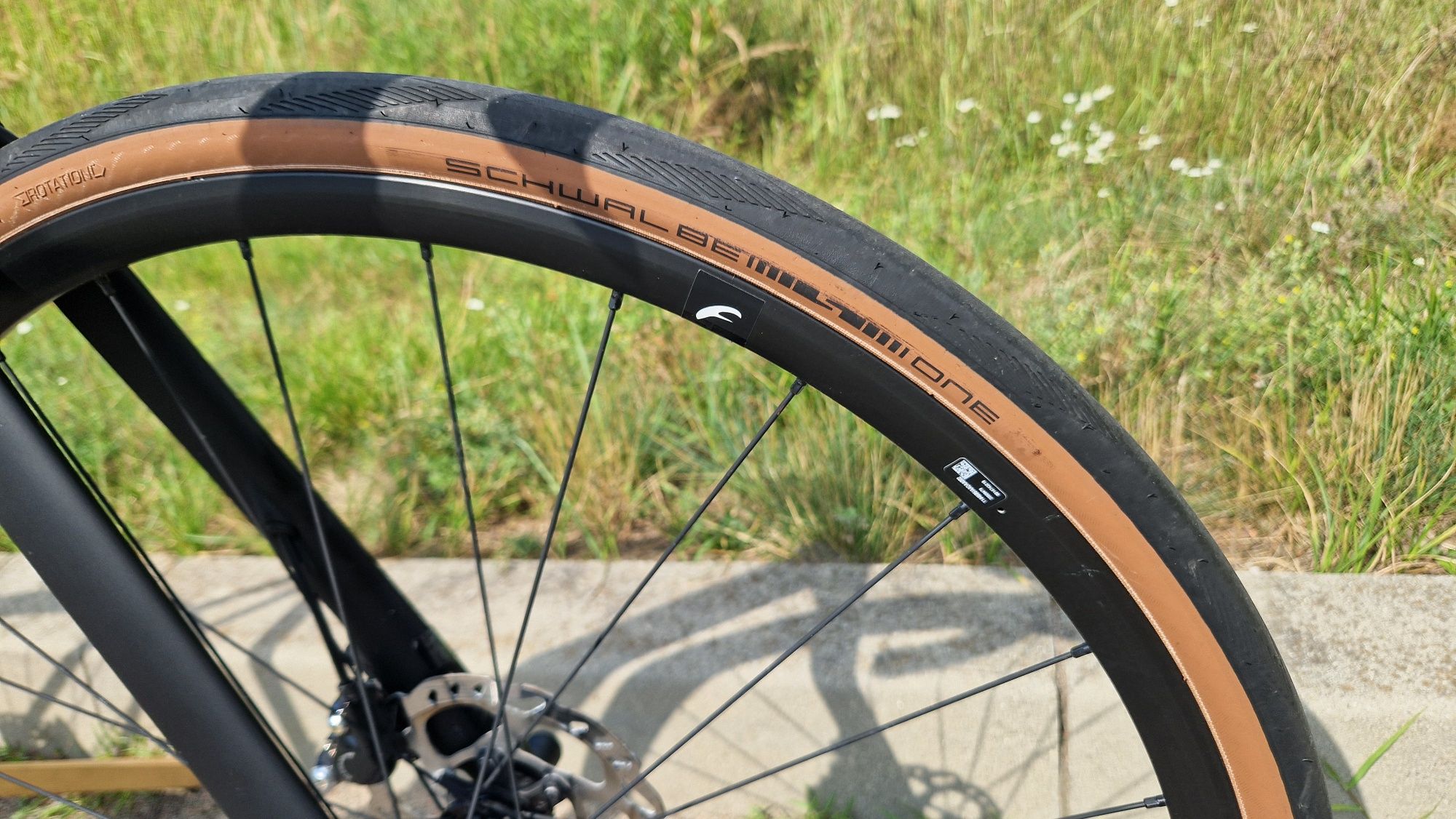 Canyon Endurace AL Disc - L / 57 - Shimano 105 2x11 / Fulcrum