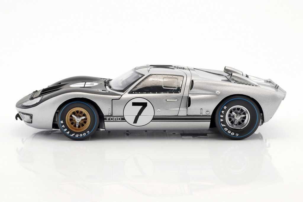 1:18 Shelby Collectibles Ford GT40 Mk II #7 24h LeMans 1966 Hill/Muir