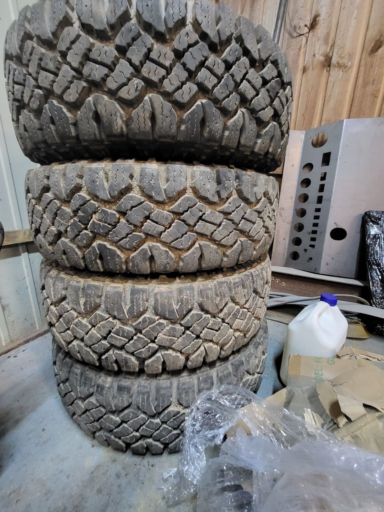 Opony goodyear wrangler duratrac 235/75r15