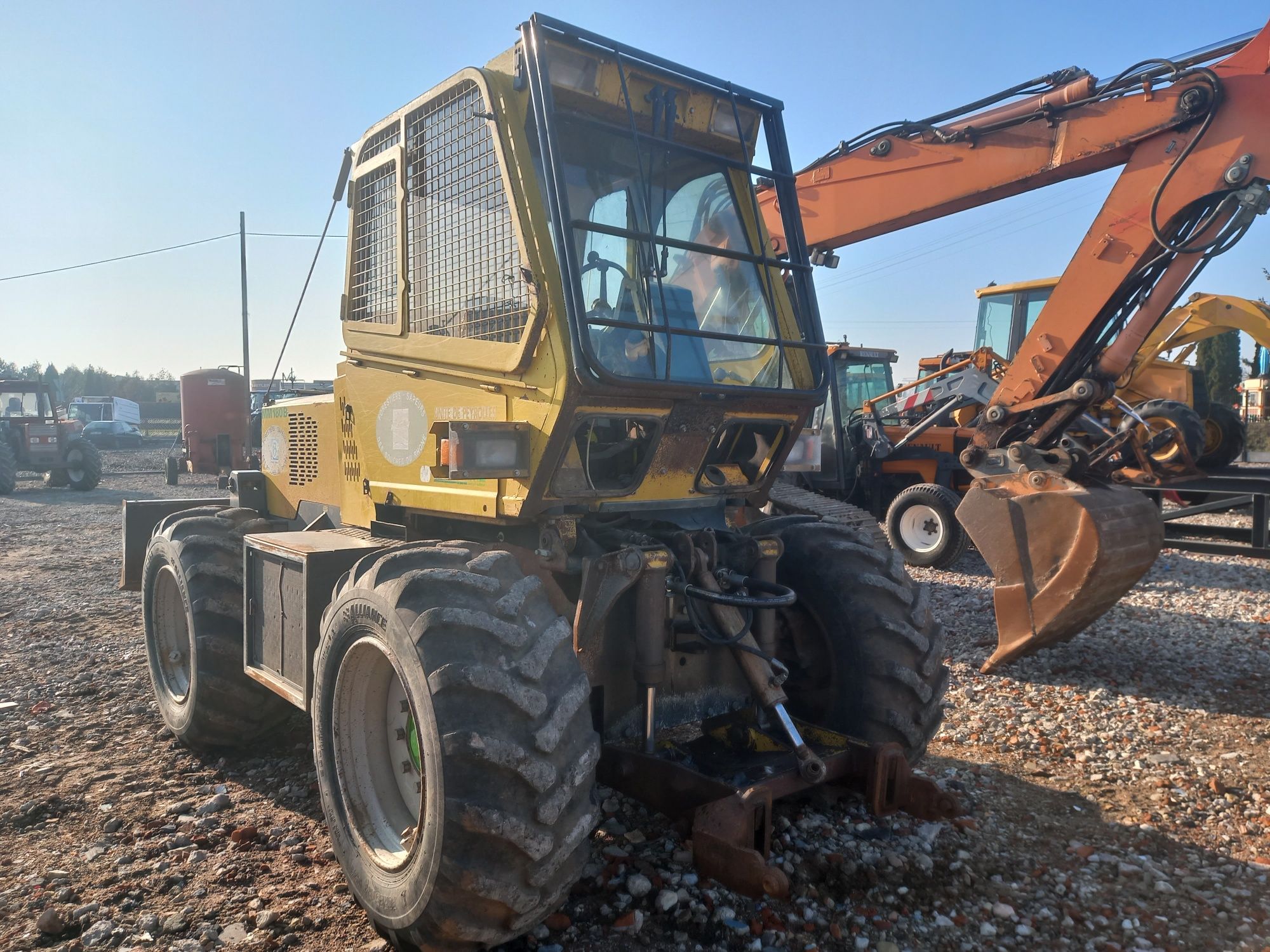 Merlo MM180B mulczer leśny do karczowania terenu lasku drzewek traktor