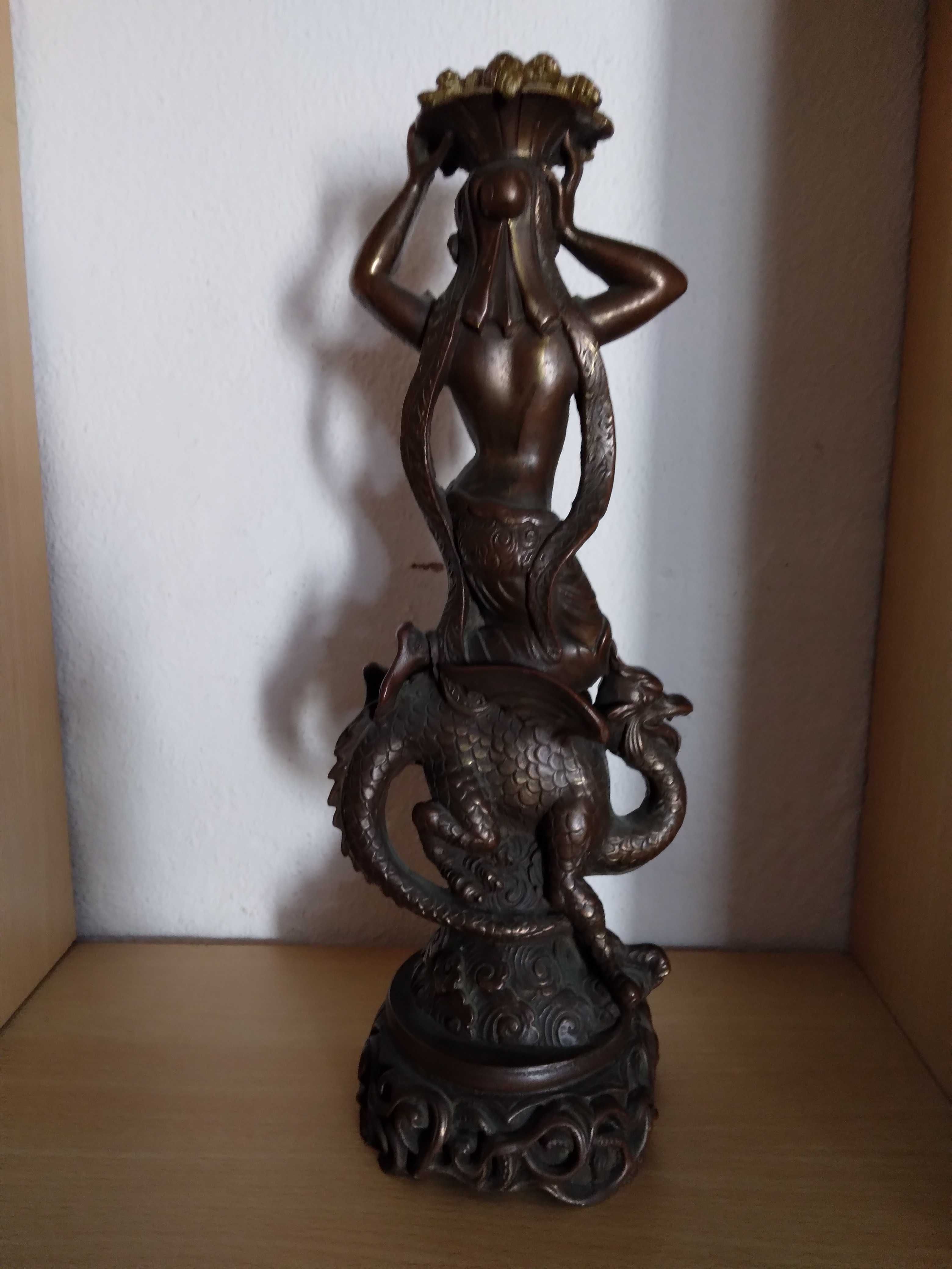 Schiva, deusa indu, em resina pintada, a imitar o bronze