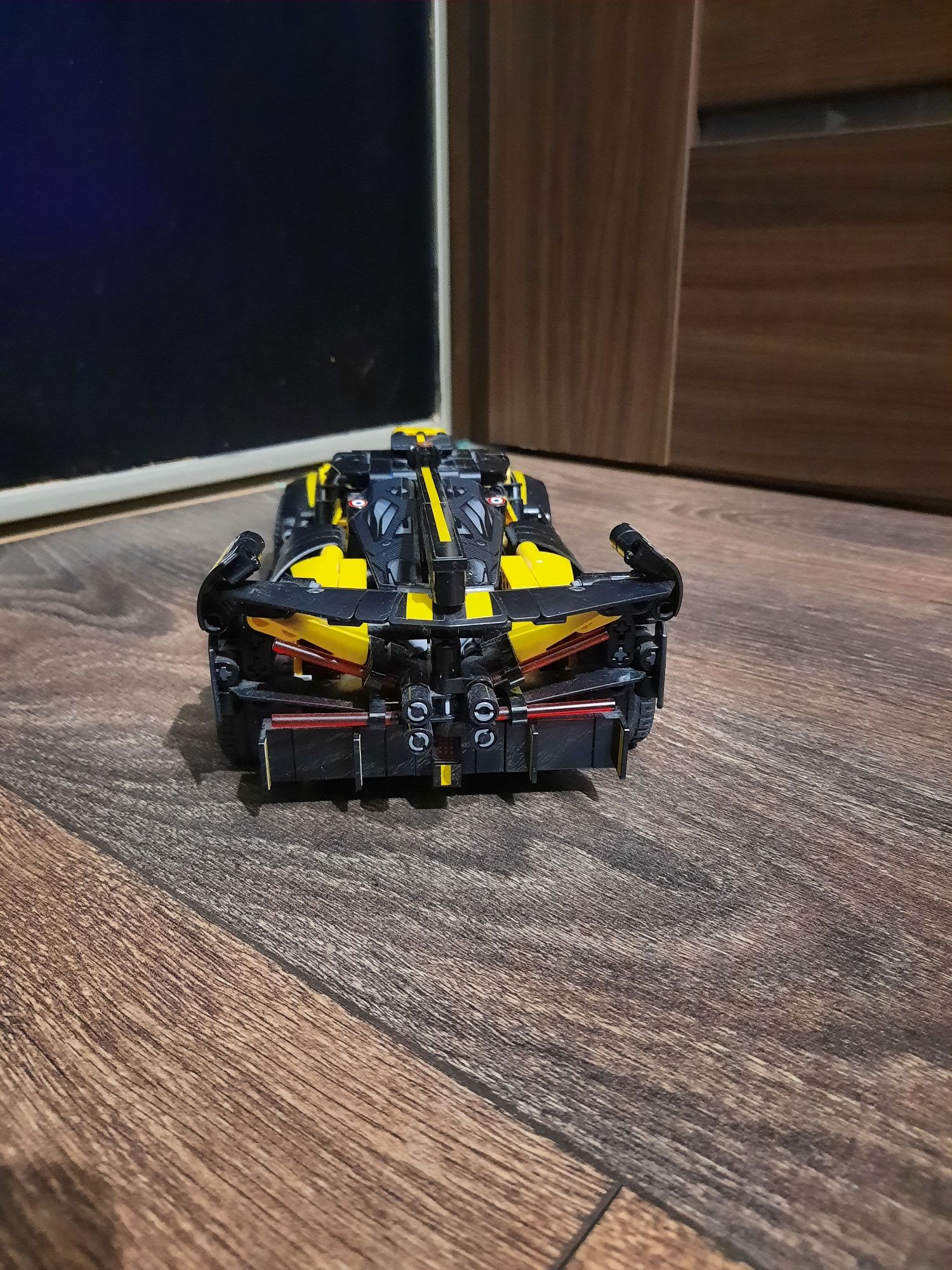 LEGO Technic 42151 Bolid Bugatti