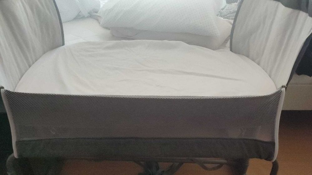 Berço Bebé com Proteção