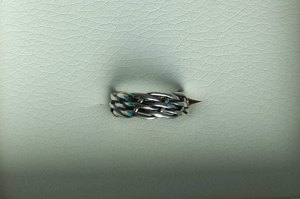 Срібна каблучка, розмір 17