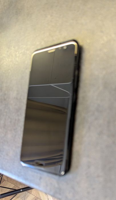 HTC U11 (64gb, NFC, Odcisk palca, Android 9, Wygląda jak nowy +Etui)