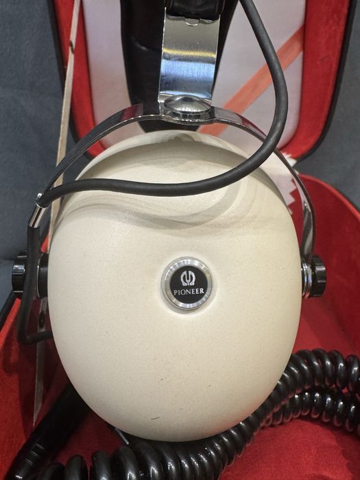 Słuchawki Pioneer SE-50 (lata 70-te XX w.)