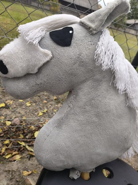 Hobby horse szaro biały
