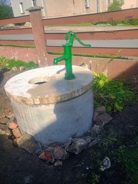 Kręgi i pokrywy betonowe 120x60. Kopanie czyszczenie studni