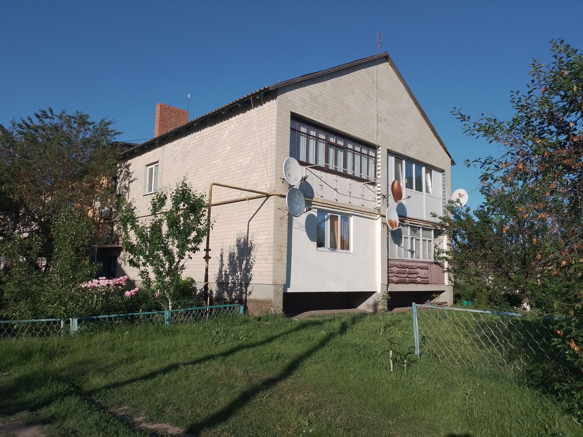 Продам однокімнатну квартиру з меблями в с. Вишняки.