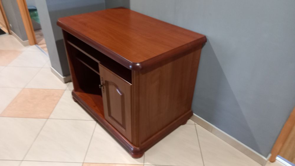 Szafka pod telewizor