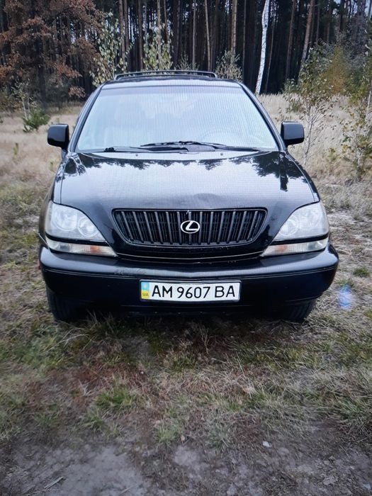 Продам Lexus RX300 1999 року