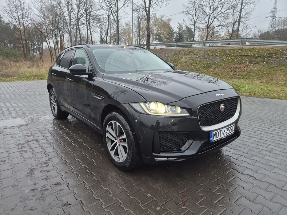 Jaguar F-pace 2019r.