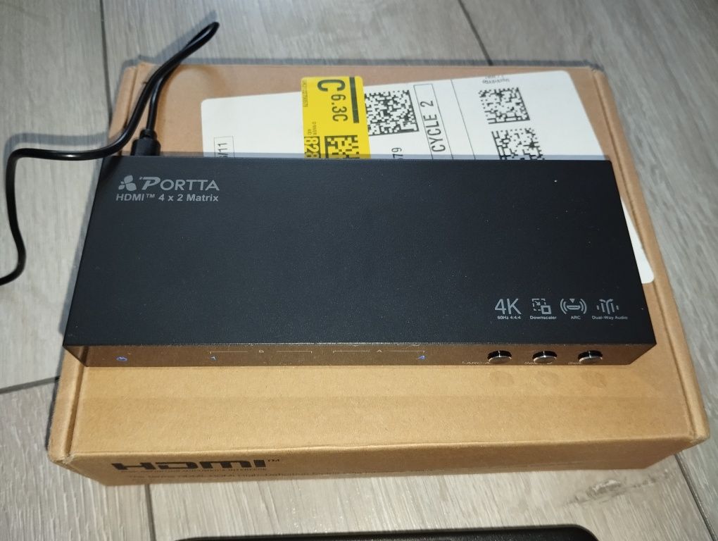 Portta HDMI 4x2 Matrix Switch
